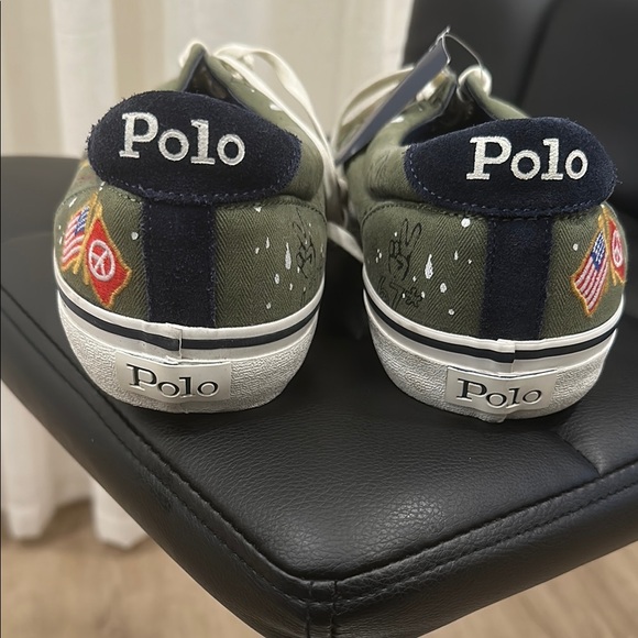 Men's Polo Ralph Lauren Canvas Sneakers - Picture 7 of 8